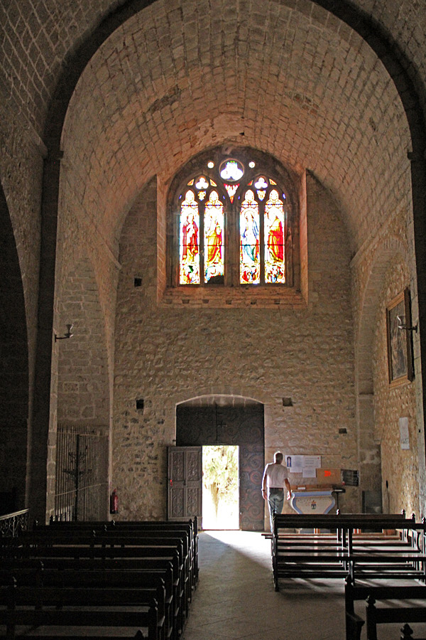 "La Chapelle Notre-Dame de Beauvoir" är ett enkelt men vackert litet kapell i Moustiers-Sainte-Marie.