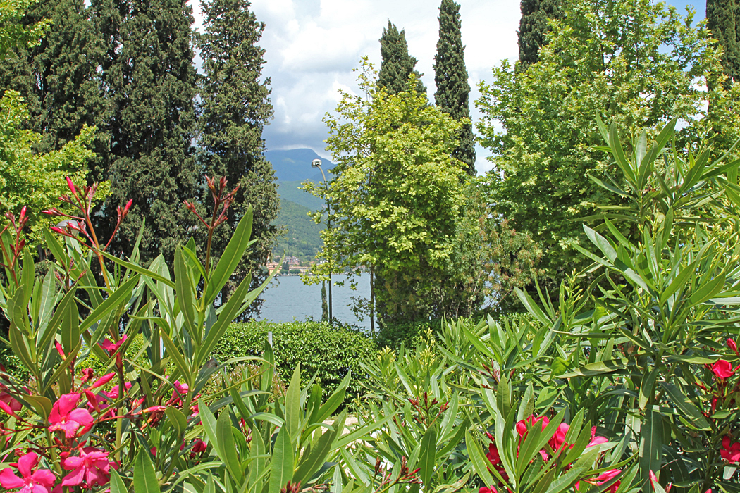 Utsikt från ställplatsen i Salò, Italien.