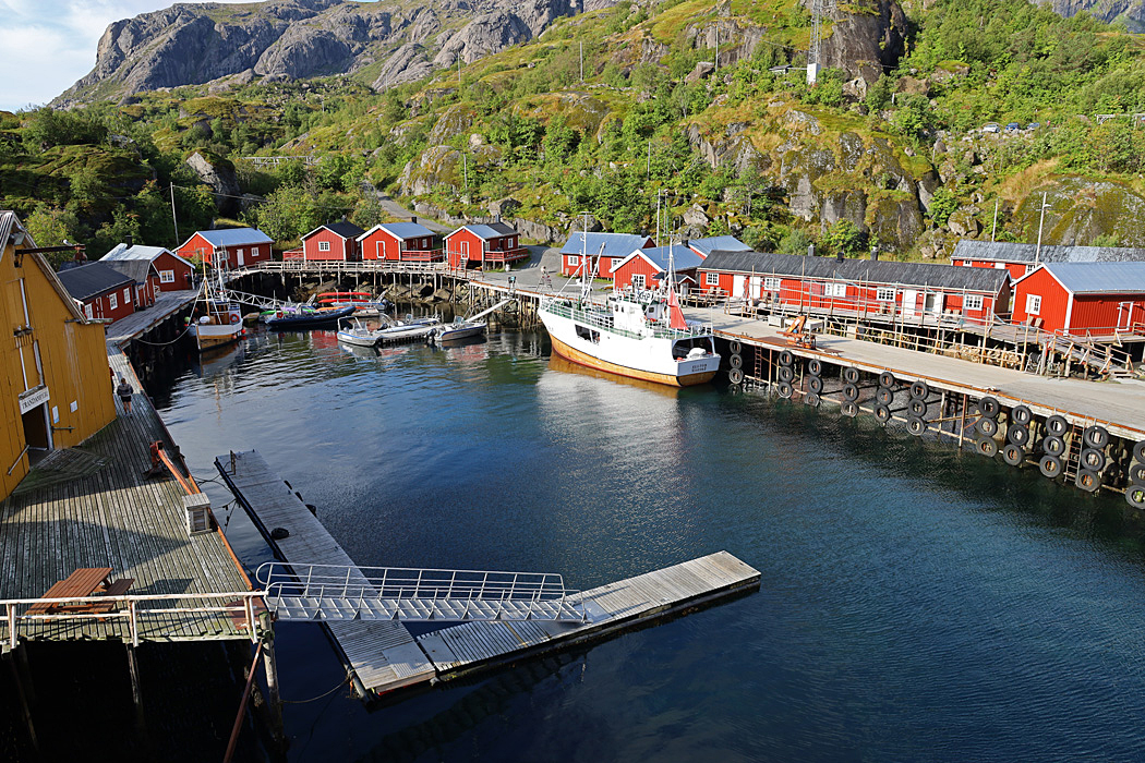 Nusfjord är en Norges äldsta och bäst bevarade fiskebyar och ett UNESCO världsarv.
