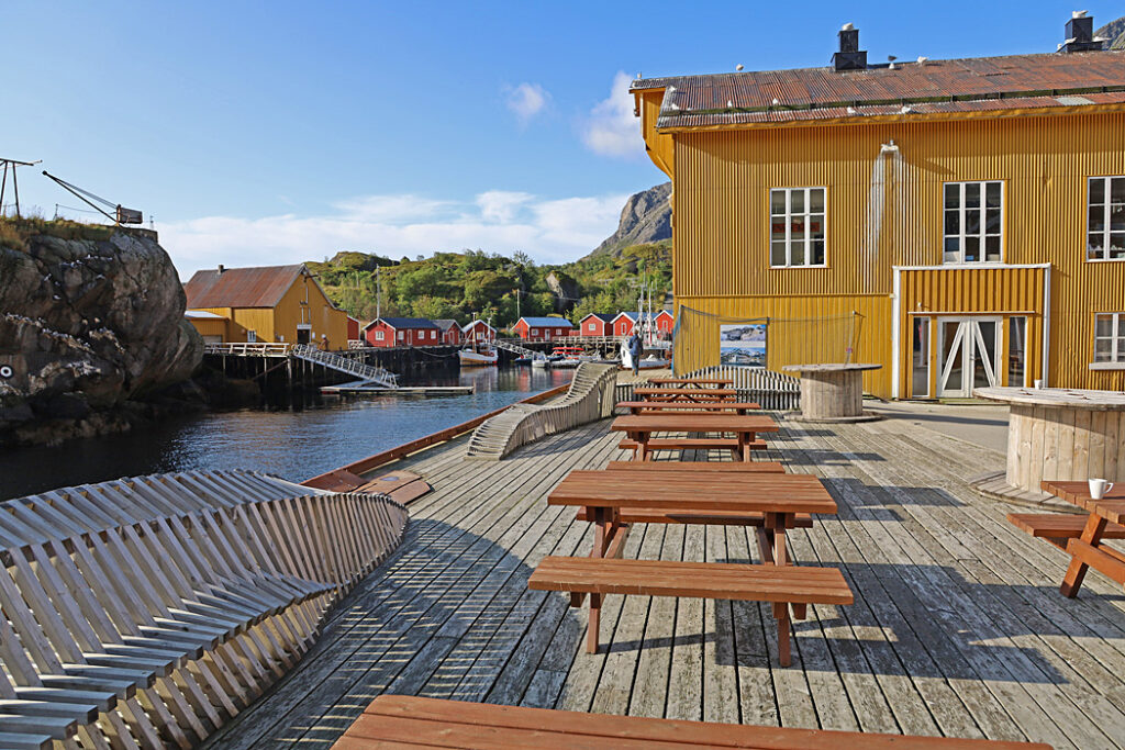 Lofoten i Norge med husbil – är en upplevelse. Nusfjord är en Norges äldsta och bäst bevarade fiskebyar.