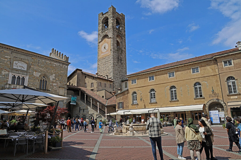 Torget i gamla Bergamo.