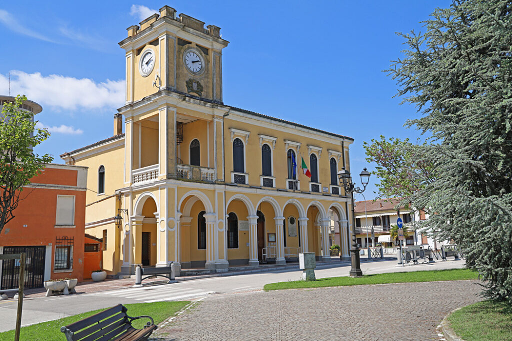 Kommunhuset i Castelguglielmo.