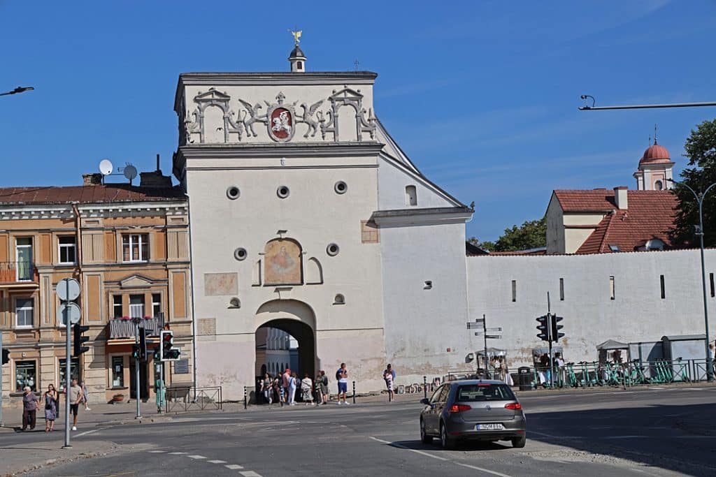 Gryningsporten i Vilnius sedd från söder.