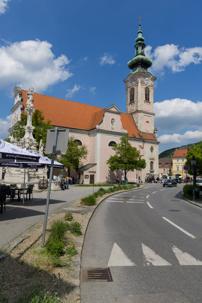 Centrum av Hainburg un der Donau.