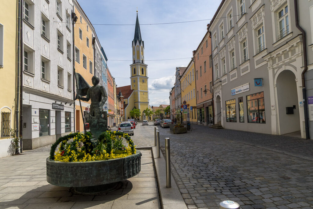 Sankt Johannes der Täufer in Vilshofen an der Donau, kyrka.