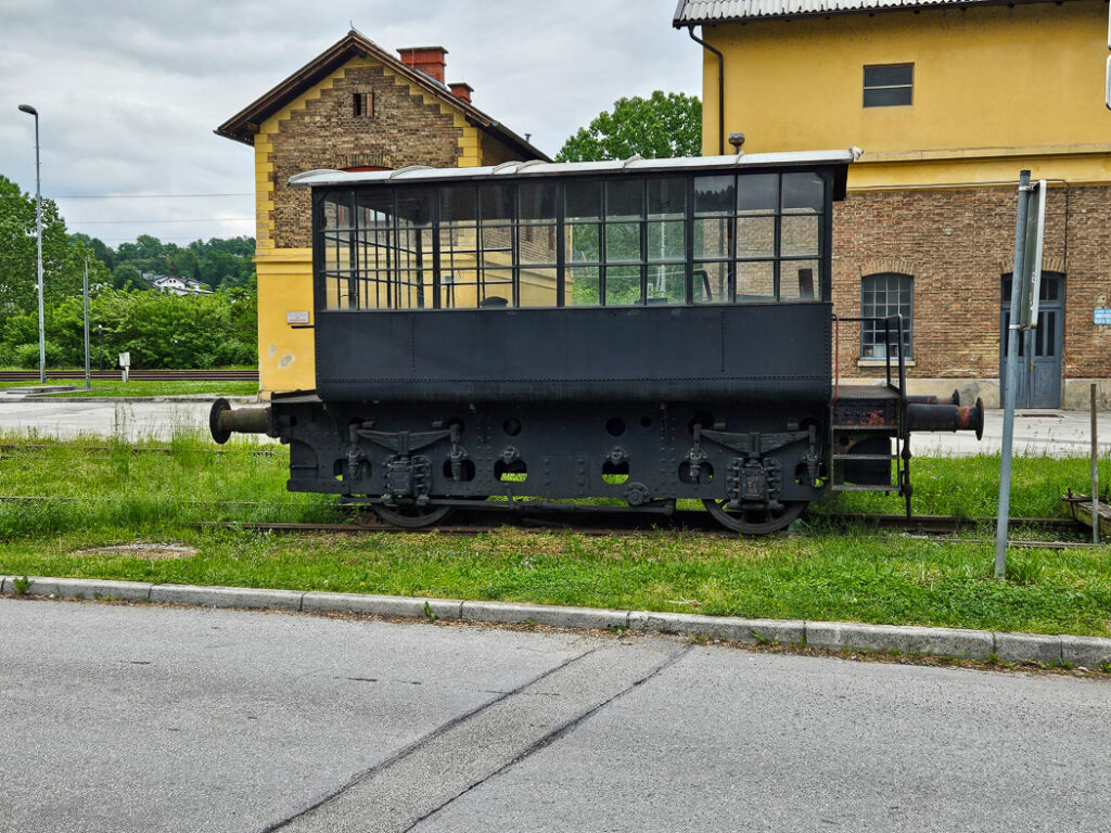 Ett rangerlok som tillverkades i Celje järnverk efter slutet av andra världskriget.